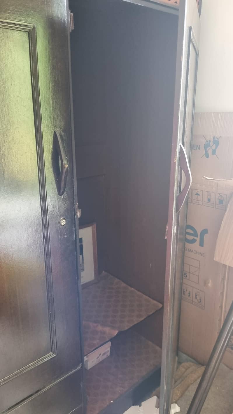 Clothes Cupboard 2