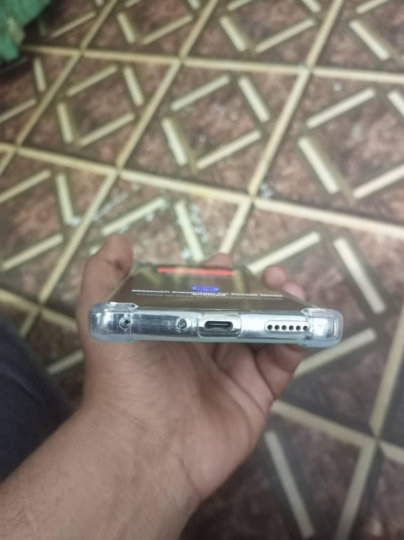 Tecno CAMON 40 Pro 0