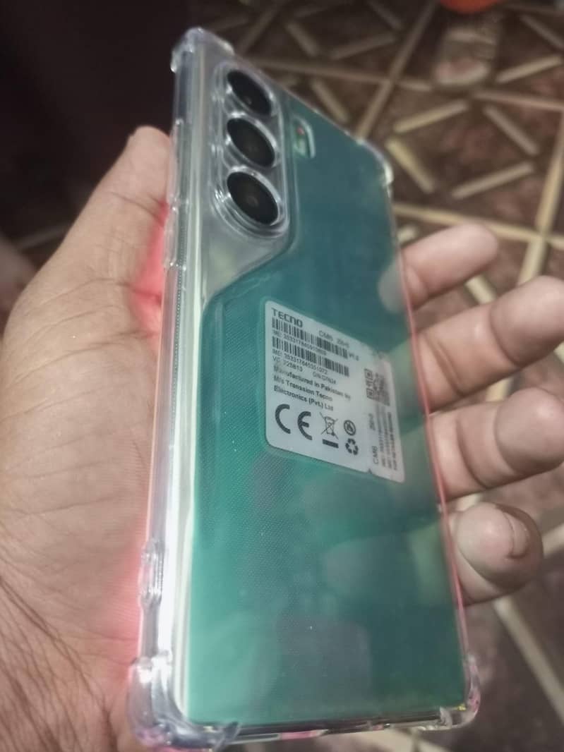 Tecno CAMON 40 Pro 5