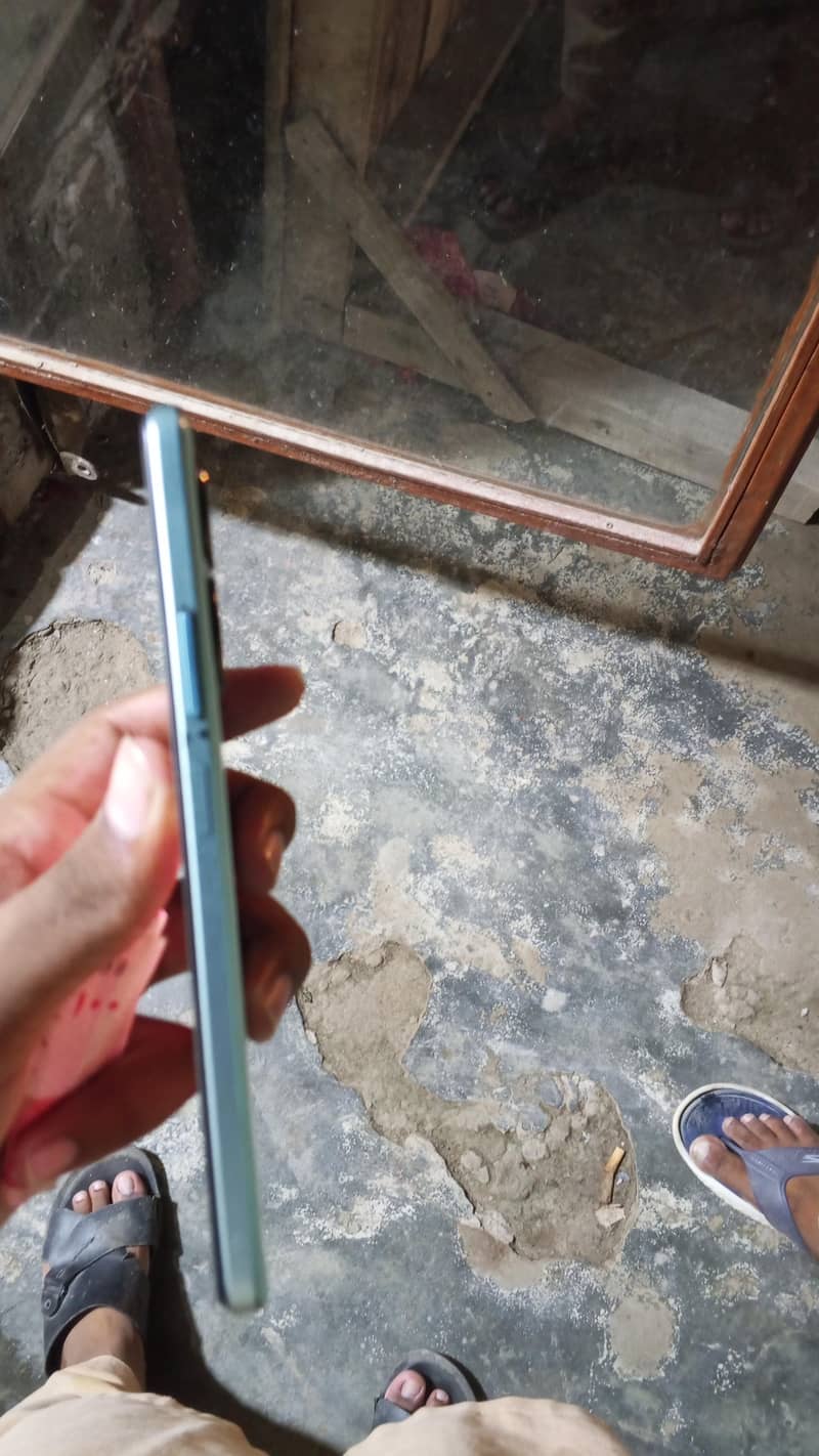 OPPO A58 1