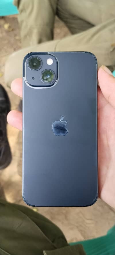 Apple iPhone 13