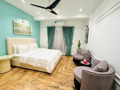 Daily & Weekly Basis One Bedroom Fully Furnished Luxury Apartments Available For Rent, Location: Bahriya Town Phase 1 &phase 4,