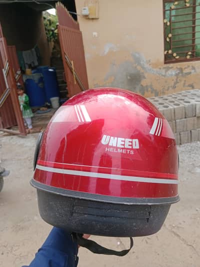 Uneed Helmet