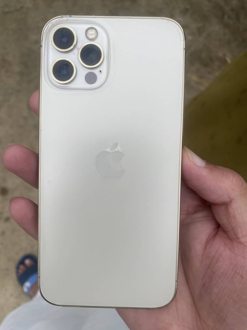 Apple iPhone 12 Pro 2