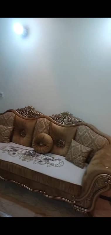 VIP beautiful 10 Marla portion is available for rent in sabzazar Lahore