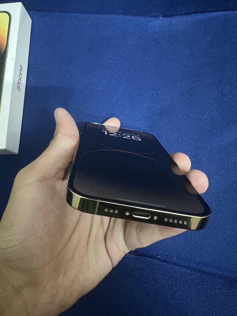 Apple iPhone 14 Pro 1