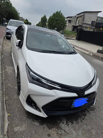 Toyota Altis Grande 2025