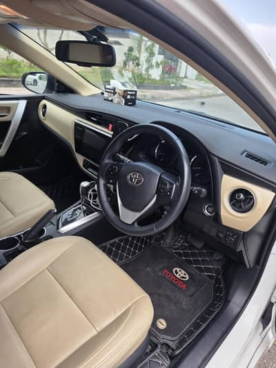 Toyota Altis Grande 2025