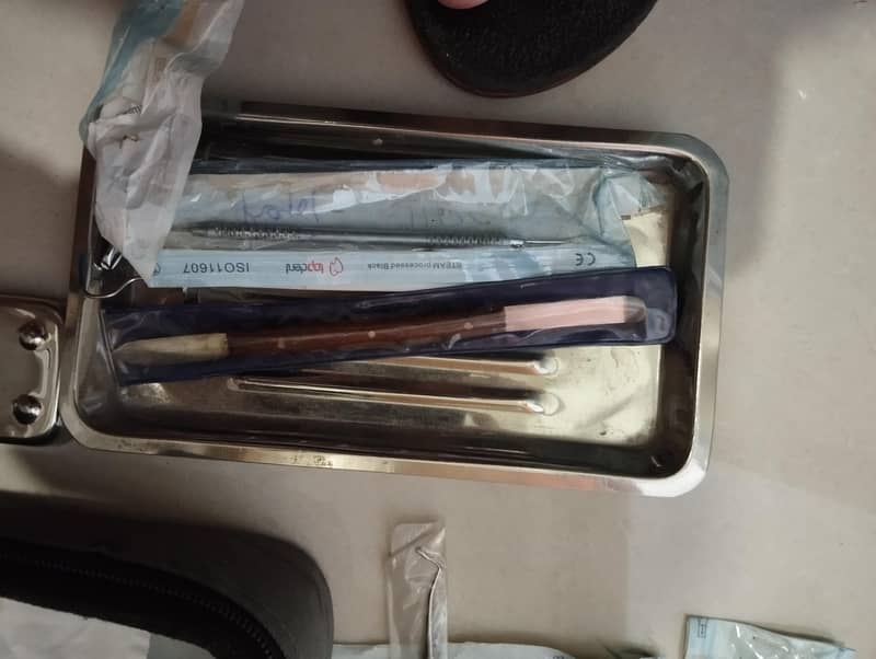 Dental instruments 8