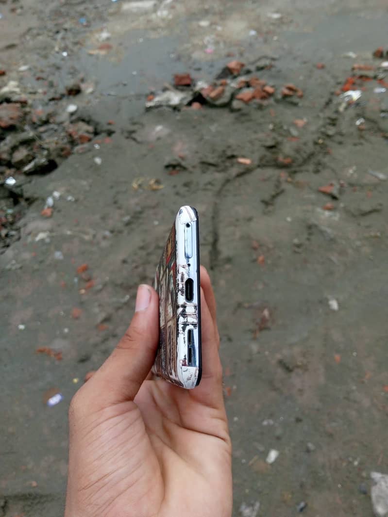 One Plus 9 4