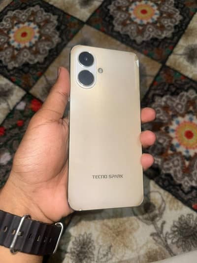 Tecno Spark Go2