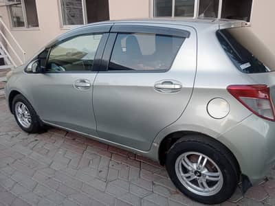 Toyota Vitz 2013