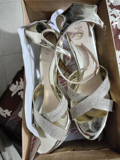 stylo heels beand new