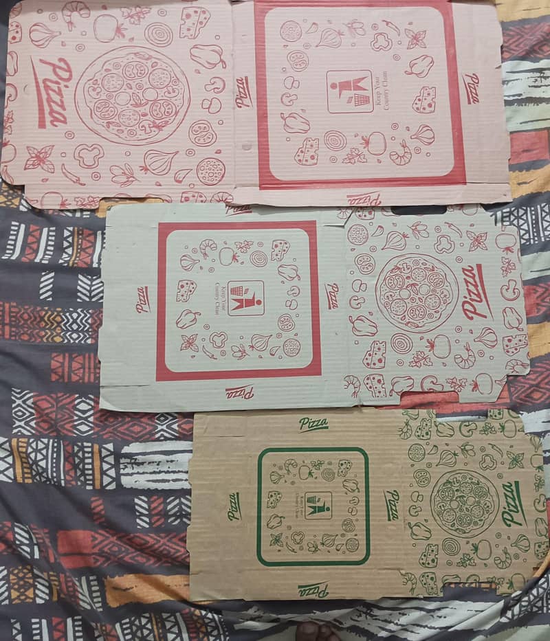 pizza boxes 3