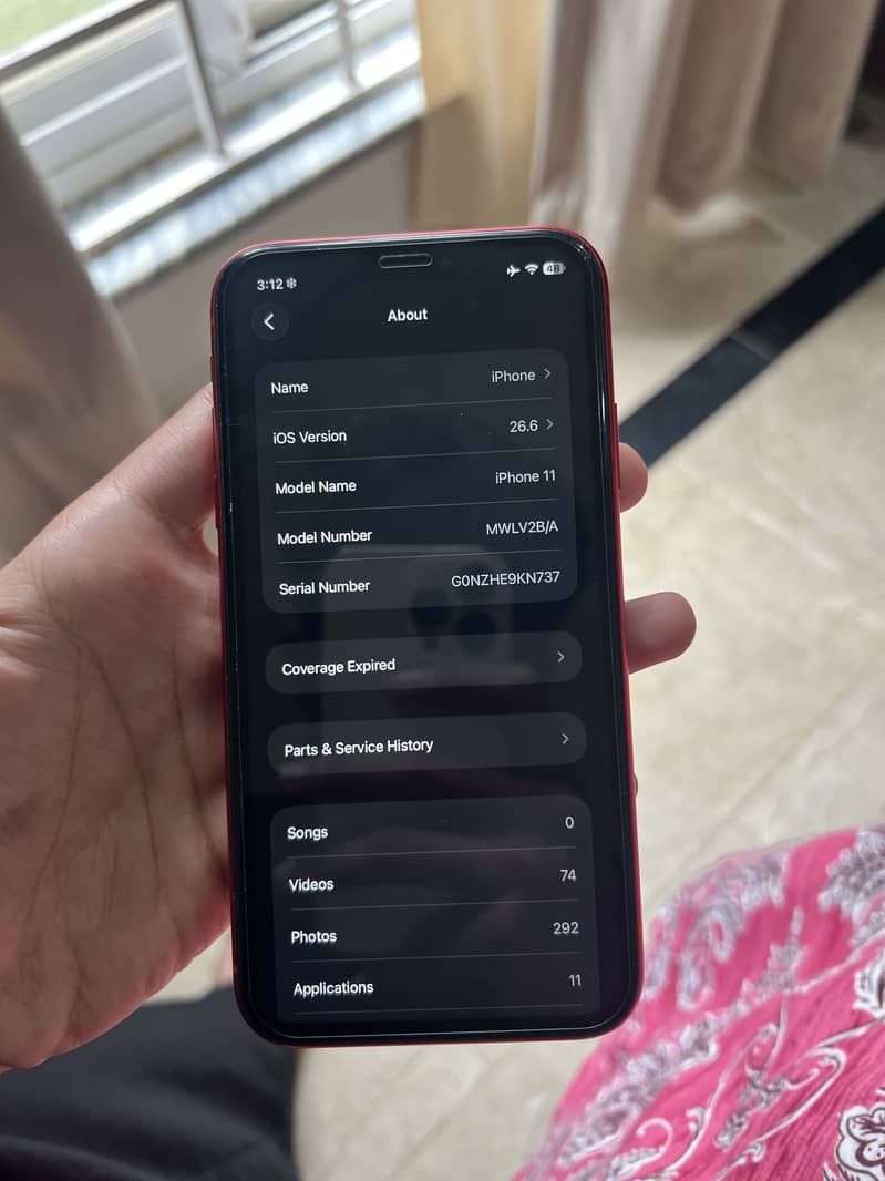 Apple iPhone 11 4