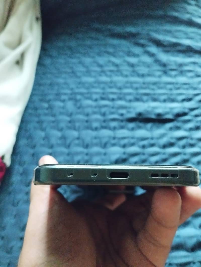 OPPO A6 1