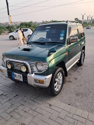 Mitsubishi Pajero Mini 1995