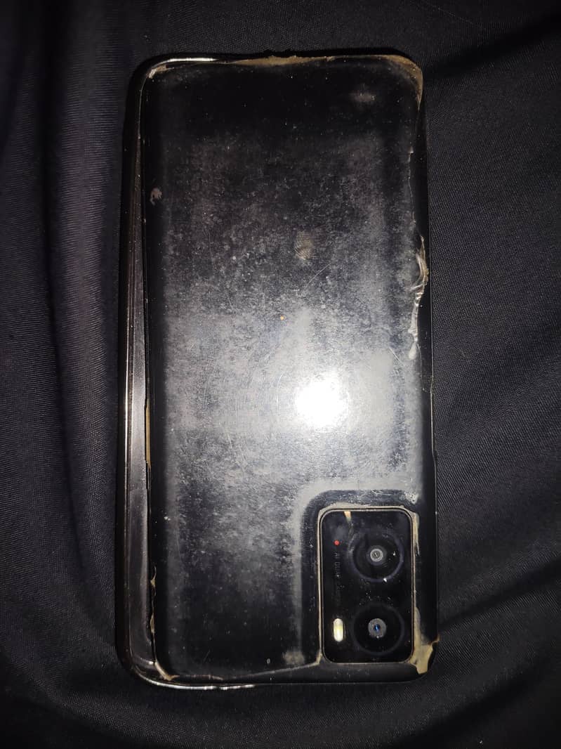 OPPO A76 0