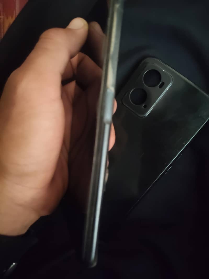 OPPO A76 1