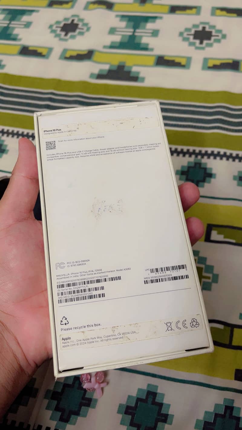 Apple iPhone 16 Plus 5