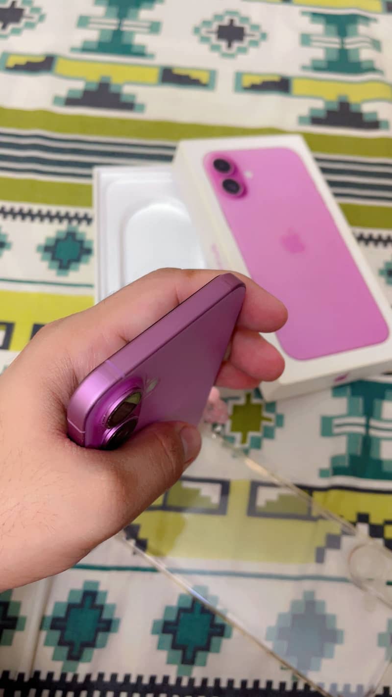 Apple iPhone 16 Plus 6