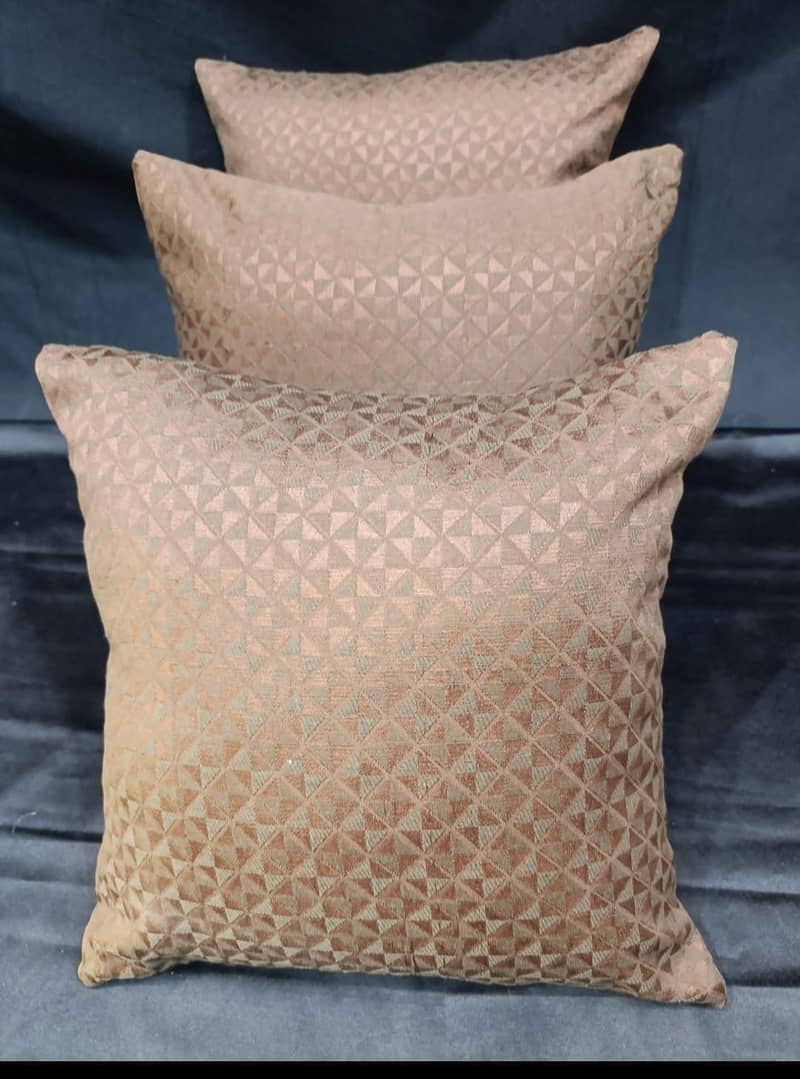 cushions 4