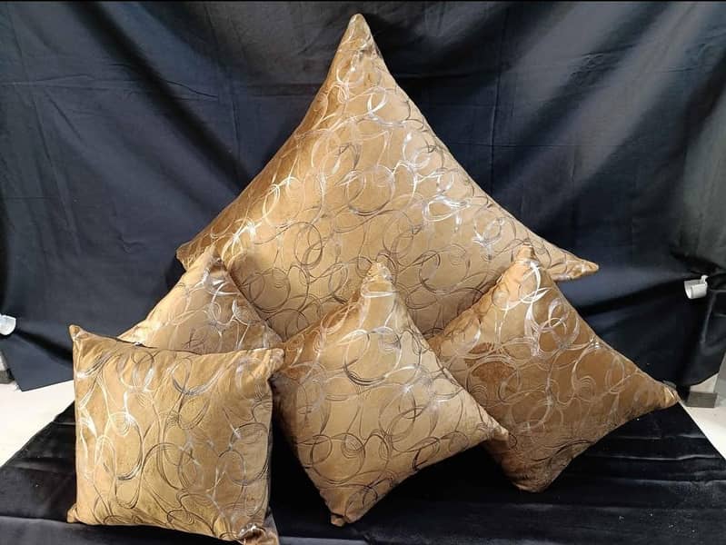 cushions 17