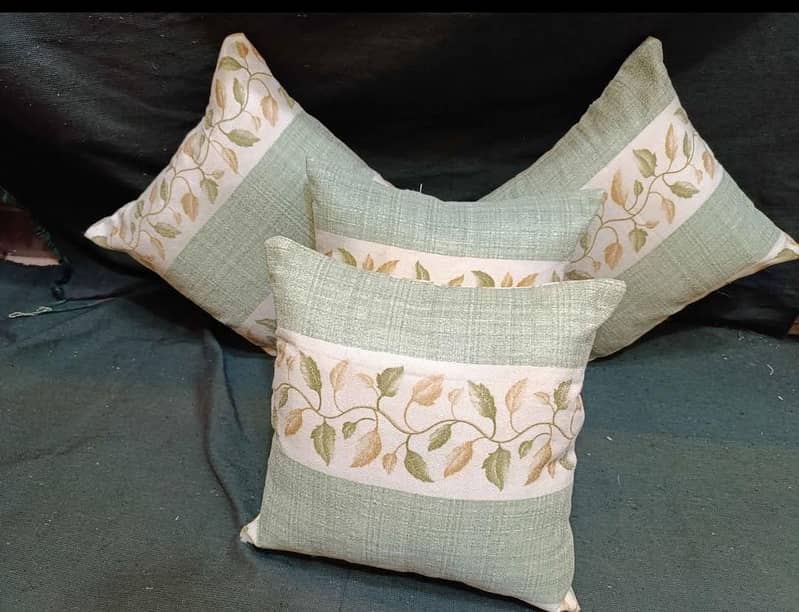 cushions 19
