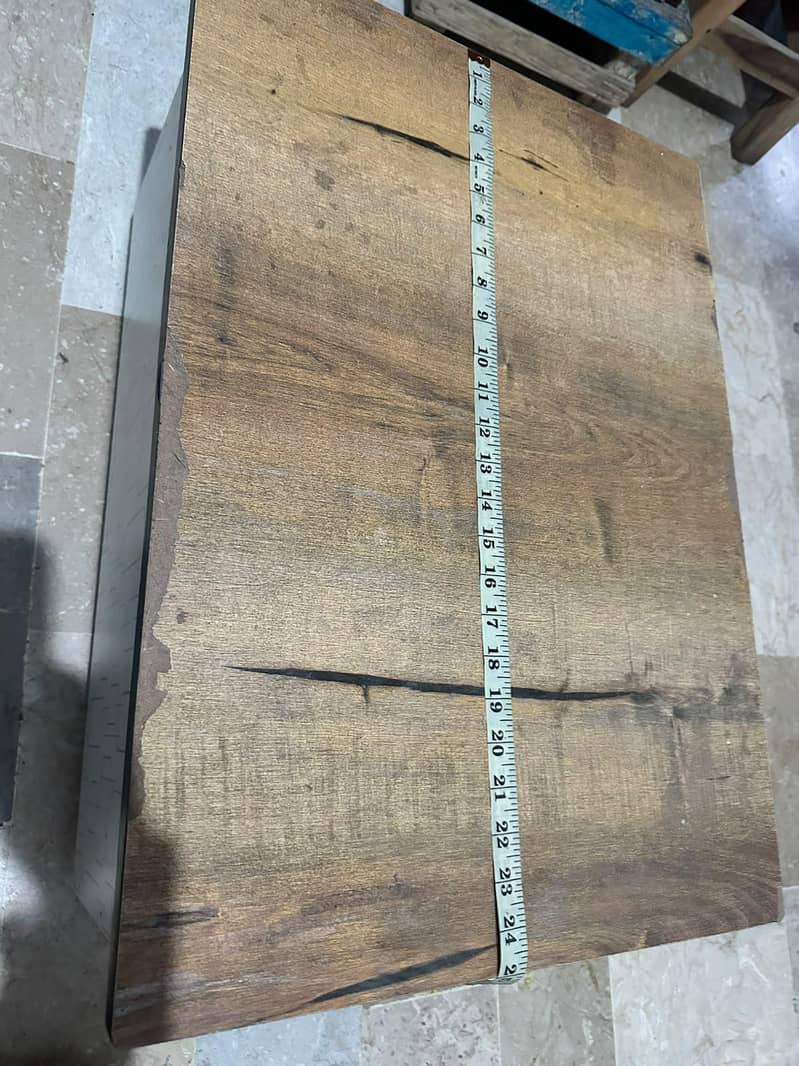 woden down style table 2