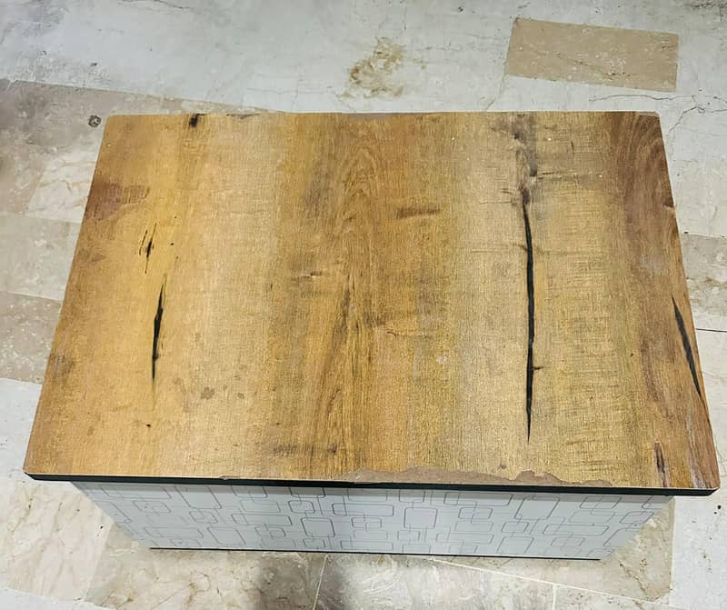woden down style table 6