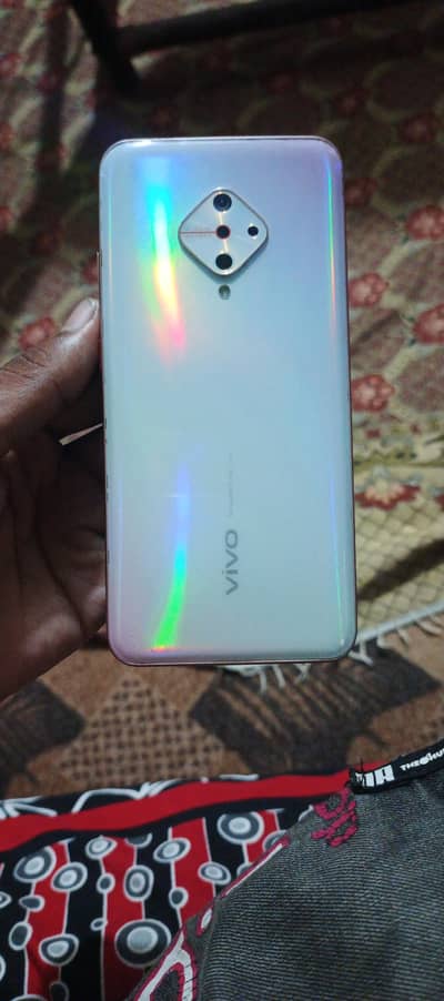 Vivo Y51