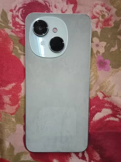 Tecno Spark Go 1