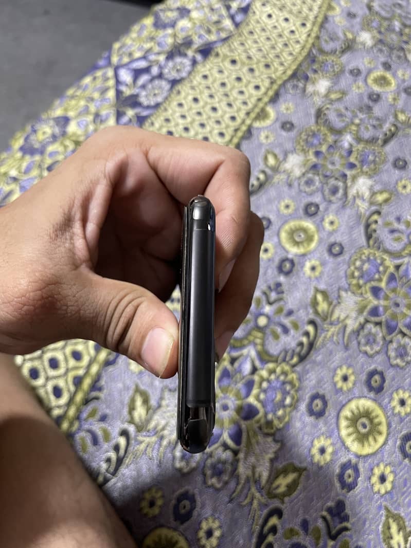Apple iPhone 11 Pro 10