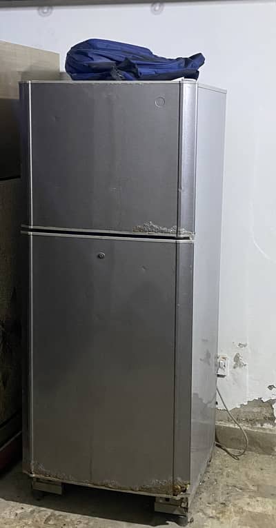 Dawlance fridge home used