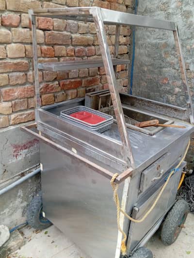 fries counter / stall / fries making machine