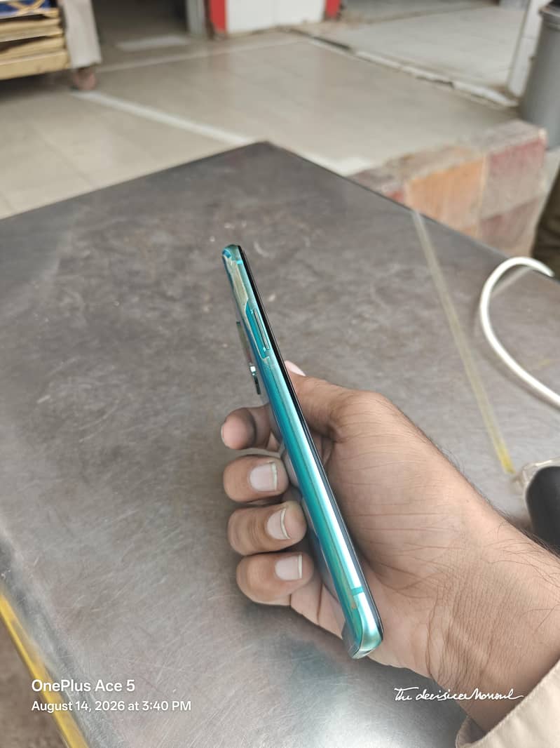 One Plus 8T 8