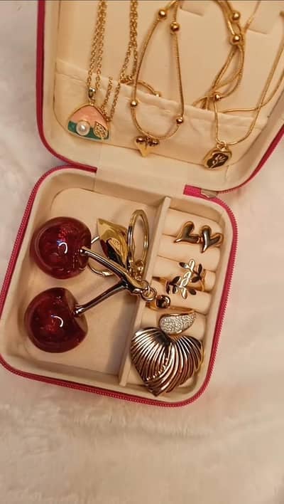 jewelry with box