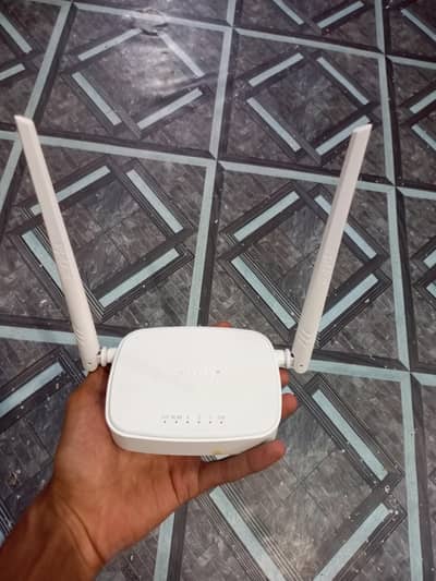 Tenda Wifi Router | Tenda Router for sale | Good condition | Karachi
