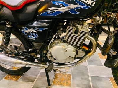 Suzuki GS 150 2019