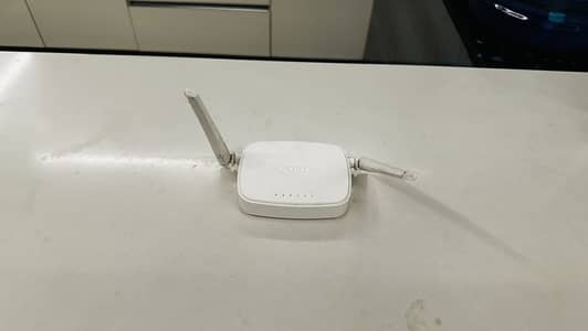 Tenda N301 router extender best for home/offices no fault no repair