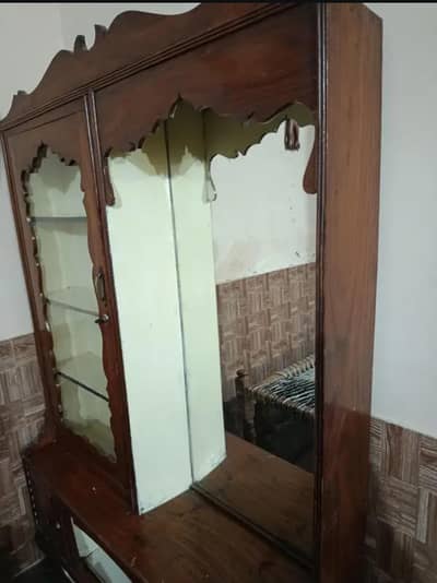 Dressing table ghar ki lakri se tyar paidaar