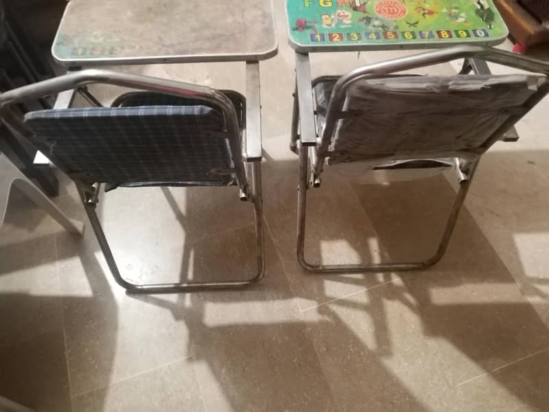 2 study  chairs 1