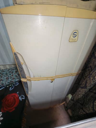freezee, fridge