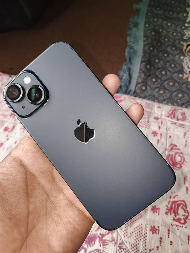 Apple iPhone 14 3