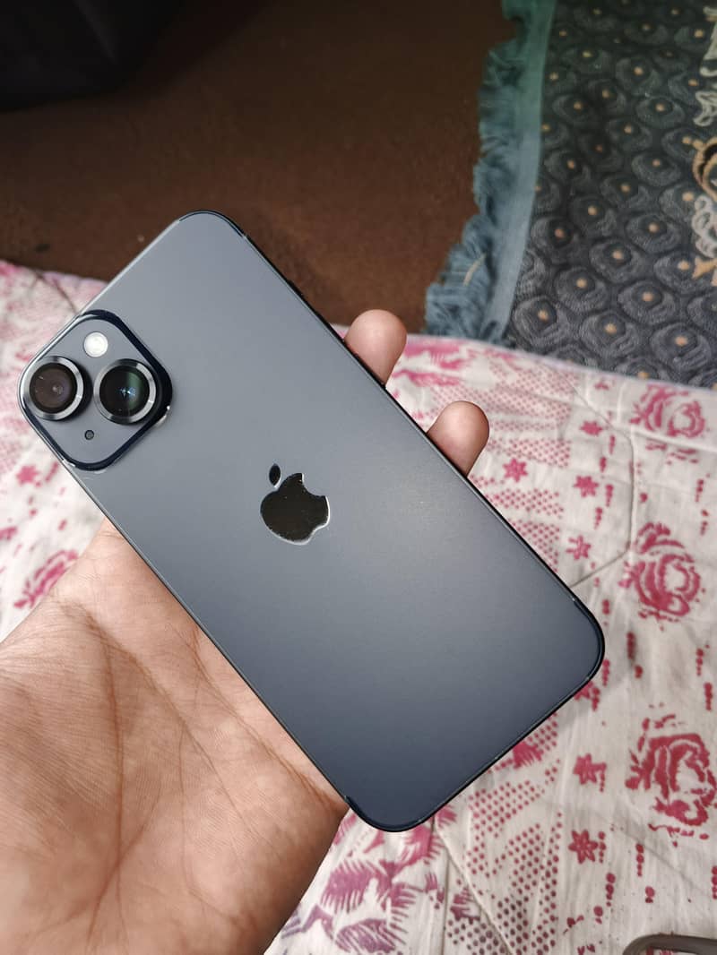 Apple iPhone 14 4