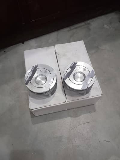 MG-hs car Pistons set