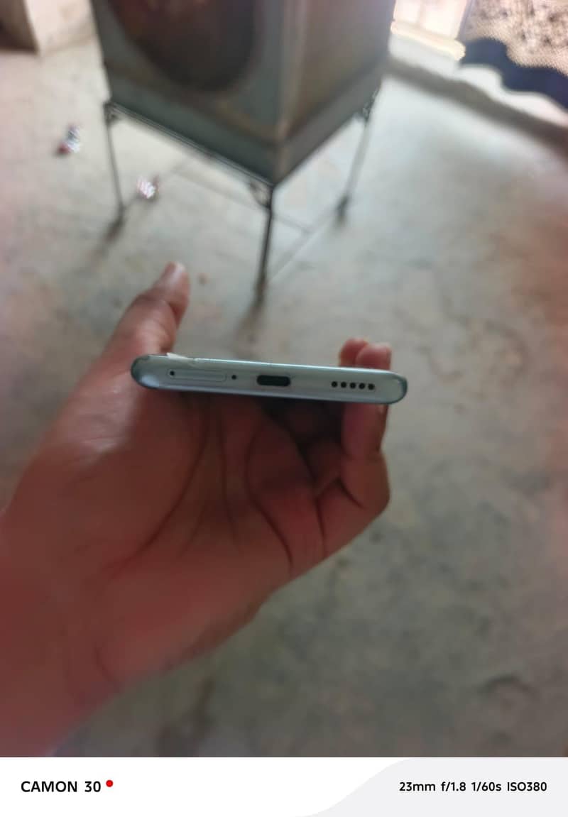 Xiaomi Redmi Note 14 Pro Plus 3