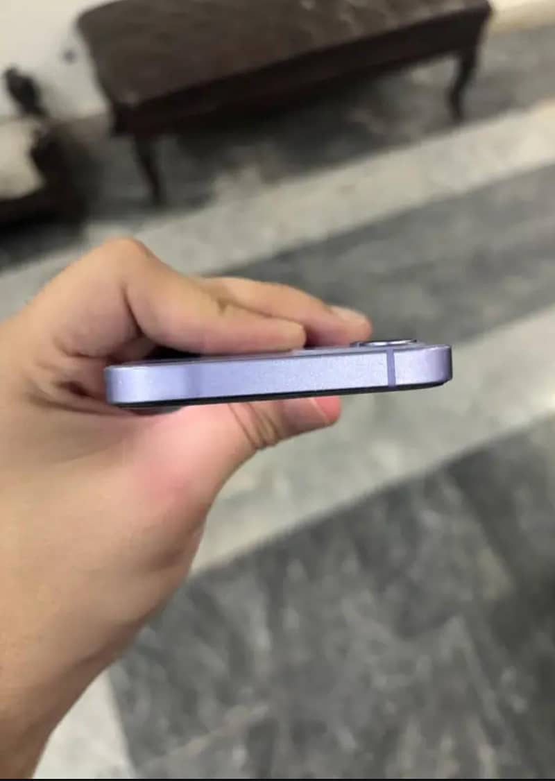 Apple iPhone 12 2