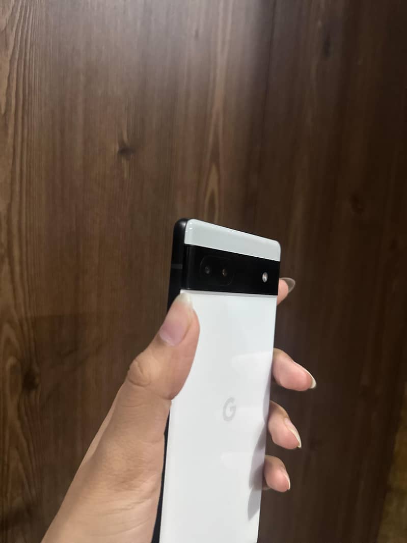 Google Pixel 6a 4