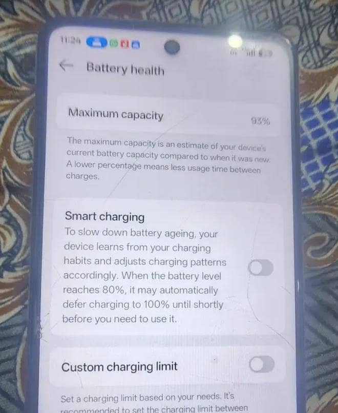 OPPO A60 1